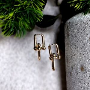 Double Link Hardware U-Shape Gold Earrings Designer Minimalism Quiet Luxury